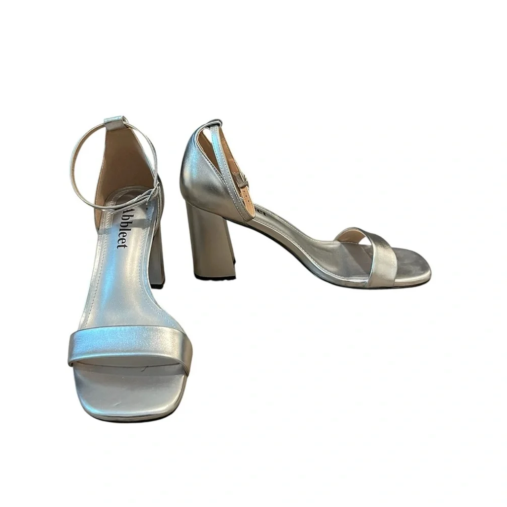 Abbleet Elegant Silver Ankle Strap Chunky Heels Size: 8 1/2 - Picture 4 of 10